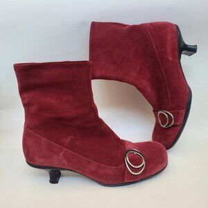 Vtg La Canadienne Red Boot 6.5 Suede Bootie Kitten Heel Mod Victorian Vibe